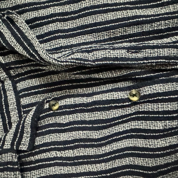 New shorts (36) + matching button down (Large) - Picture 3 of 9